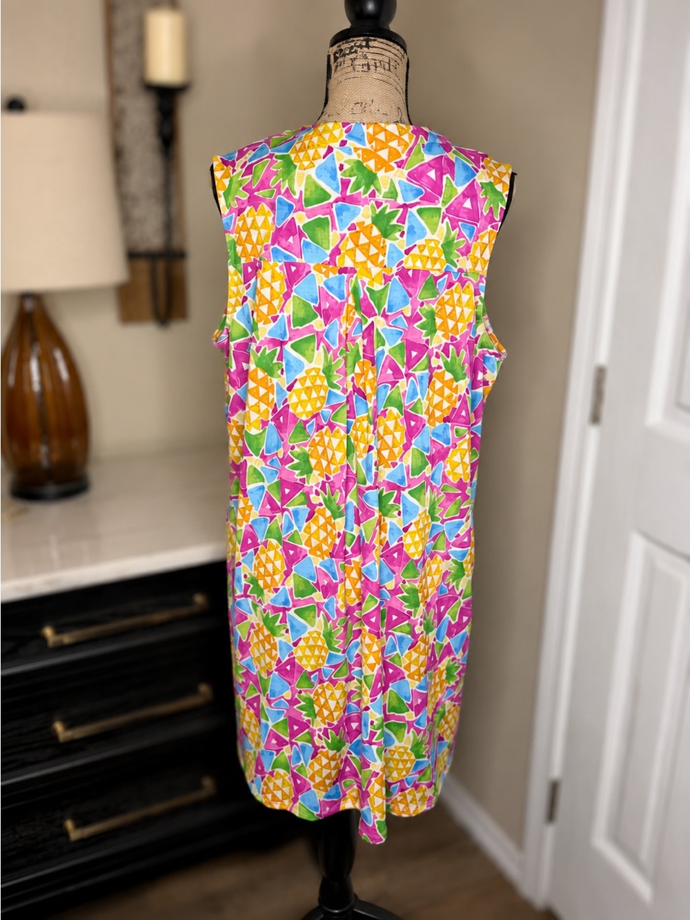 Dear Scarlett Sleeveless Tropical Pineapple Print Mini Dress XL - Picture 3 of 6